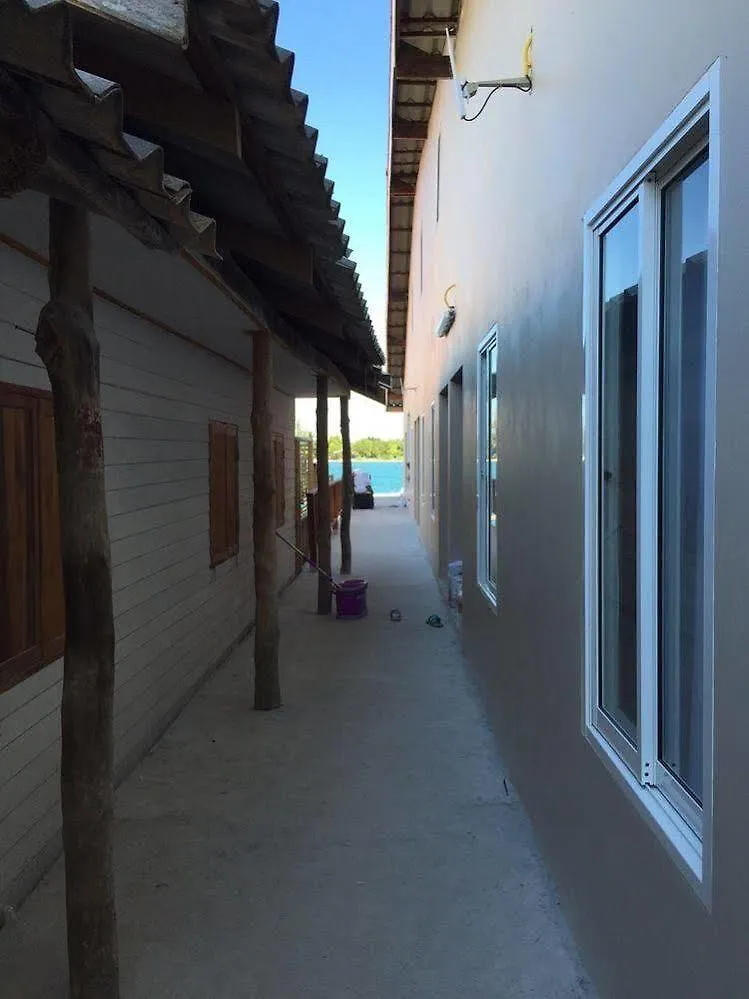 Non Du Lay Guesthouse Ko Lanta 2*,  Thailandia