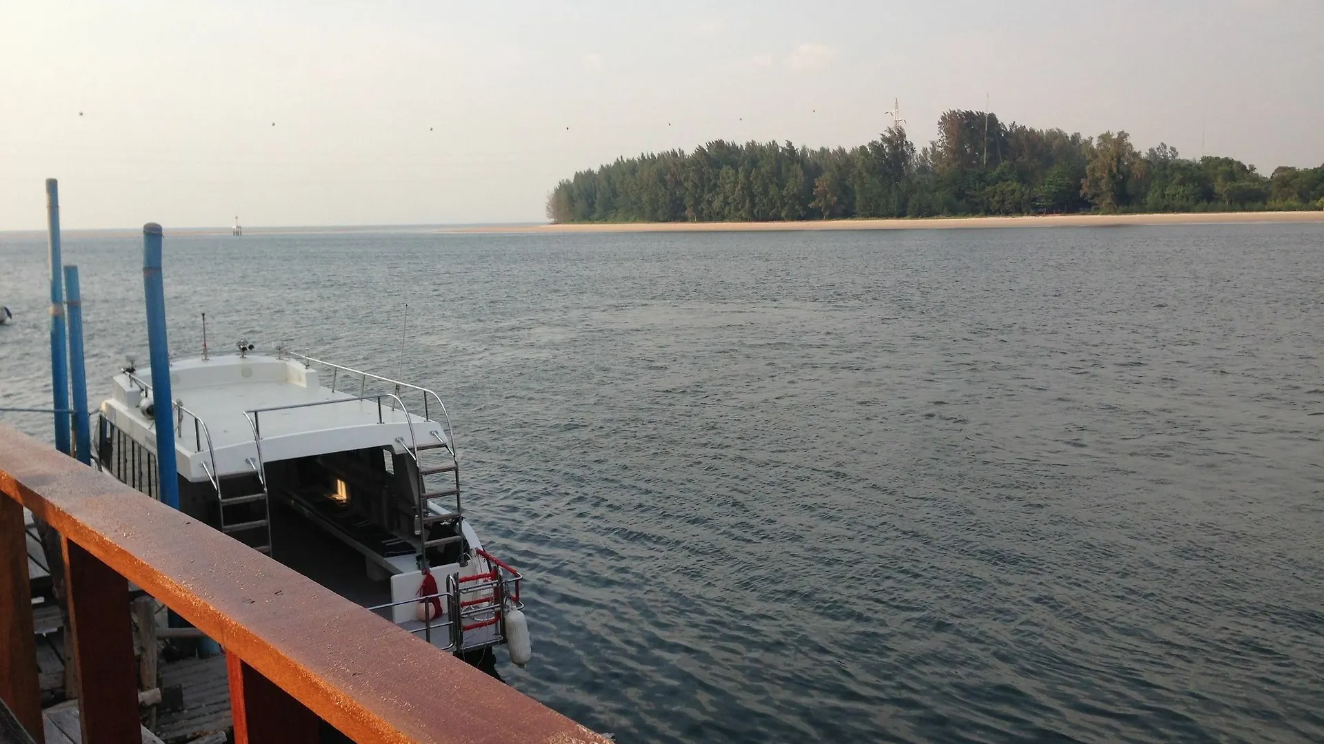 Non Du Lay Guesthouse Ko Lanta 2*,