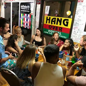 hangover-hostel-krabi.hotelskophiphi.com/