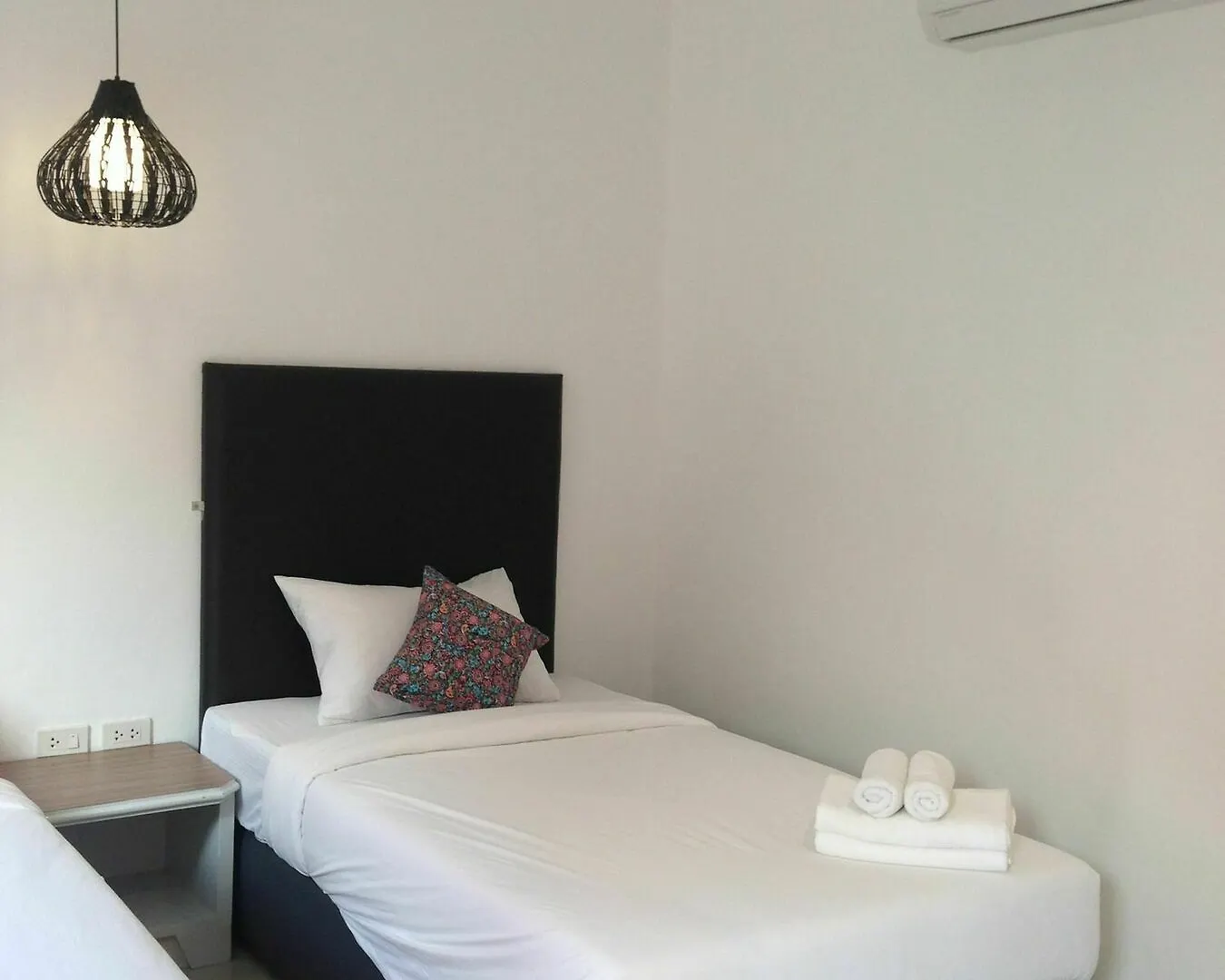 Non Du Lay Guesthouse Koh Lanta Thailand